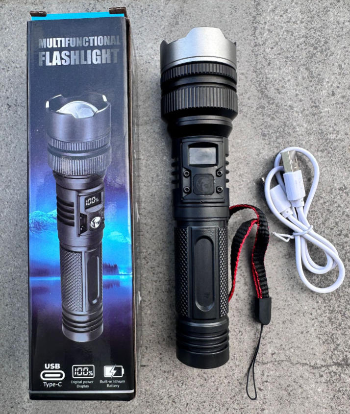 💎 Multi-Function High Power Flashlight